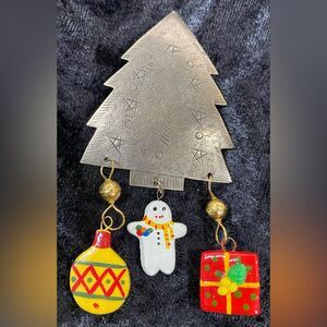 Vintage Sliver Tone Metal Christmas Tree Brooch Pin Dangle Charms 80s Jewelry